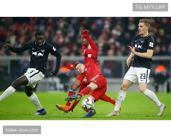 沃尔夫斯堡防守组织混乱暴露训练体系系统性不足